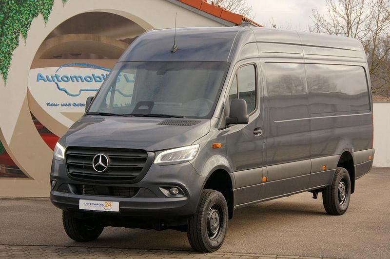 Tenoritgrau metallic Neu 2024 Mercedes Sprinter Van | 69.980 € (Fairer Preis) - Bild 1/4