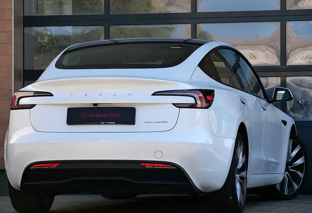 Usado Tesla Model 3 366 kW (498 CV) 2024 Blanco Berlina