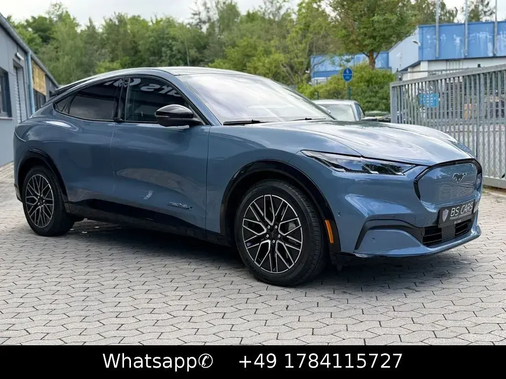 Neu Ford Mustang Mach-E Premium 272 kW (370 PS) 2026 Blau SUV