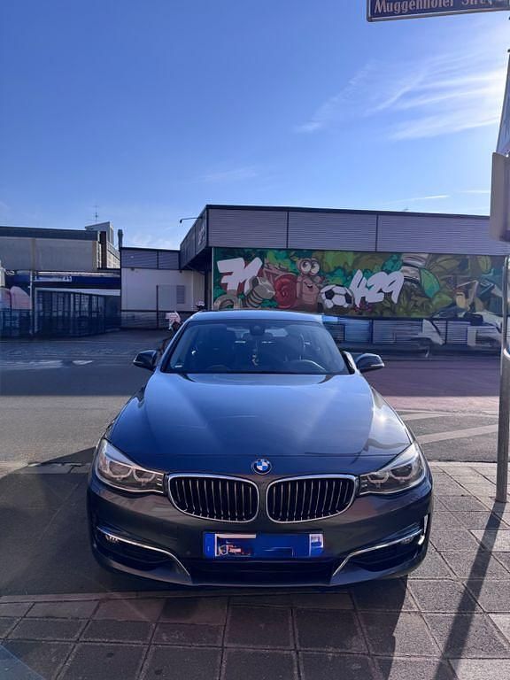 Gebraucht BMW 320 Luxury Line 190 PS (139 kW) 2016 Braun Limousine