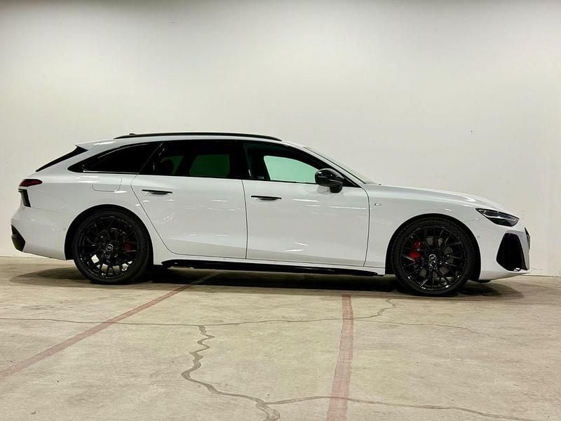 Neu Audi A6 Edition .1 204 PS (150 kW) 2025 Weiß Kombi