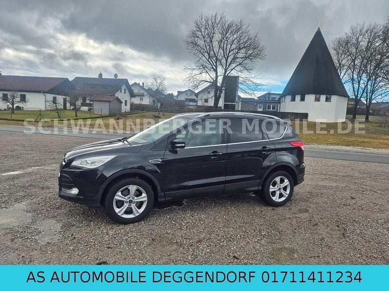 Gebraucht Ford Kuga Titanium 179 PS (131 kW) 2015 Schwarz SUV