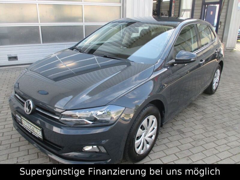 Grau Gebraucht 2020 VW Polo Comfortline Limousine | 14.880 € (Fairer Preis) - Bild 1/4