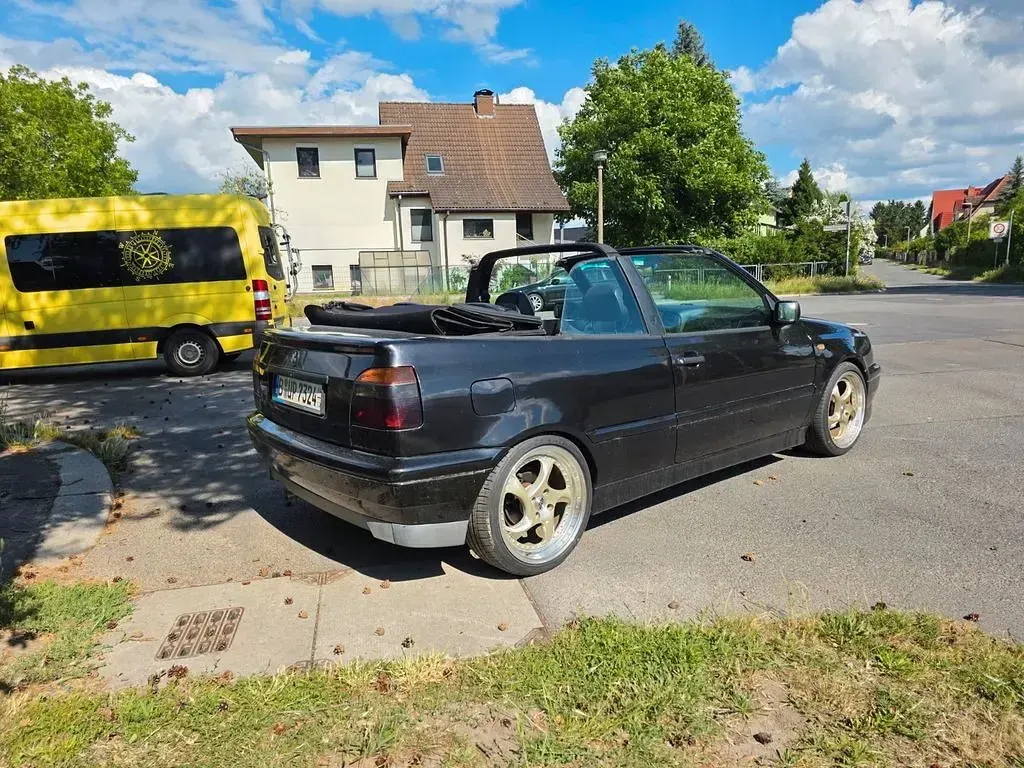 Gebraucht VW Golf Cabriolet 116 PS (85 kW) 1997 Schwarz Cabrio