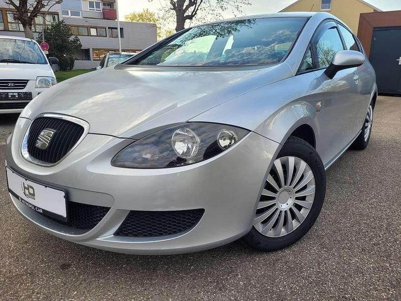 Second-hand Seat Leon Reference 102 CP (75 kW) 2006 Gri Hatchback