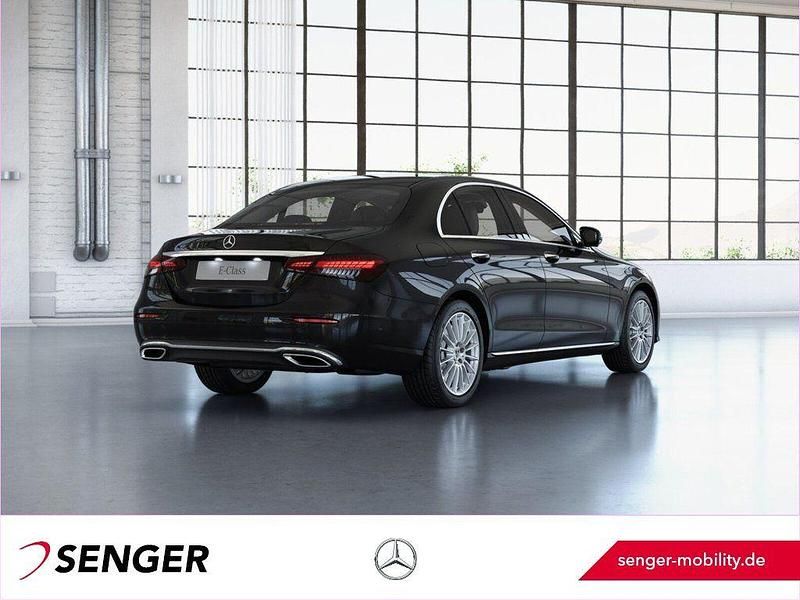 Gebraucht Mercedes E450 367 PS (269 kW) 2022 Schwarz Limousine