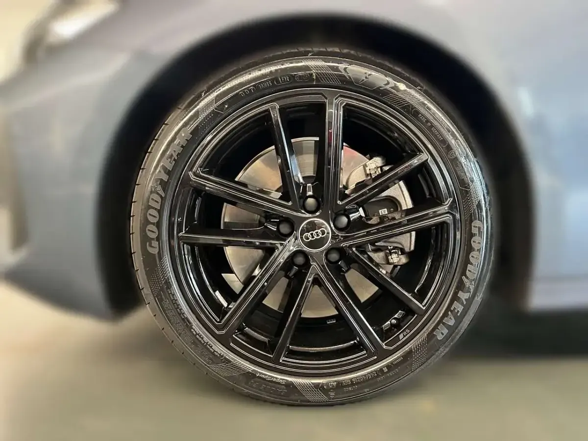 Second-hand Audi A5 Sport 299 CP (219 kW) 2025 Albastru Break