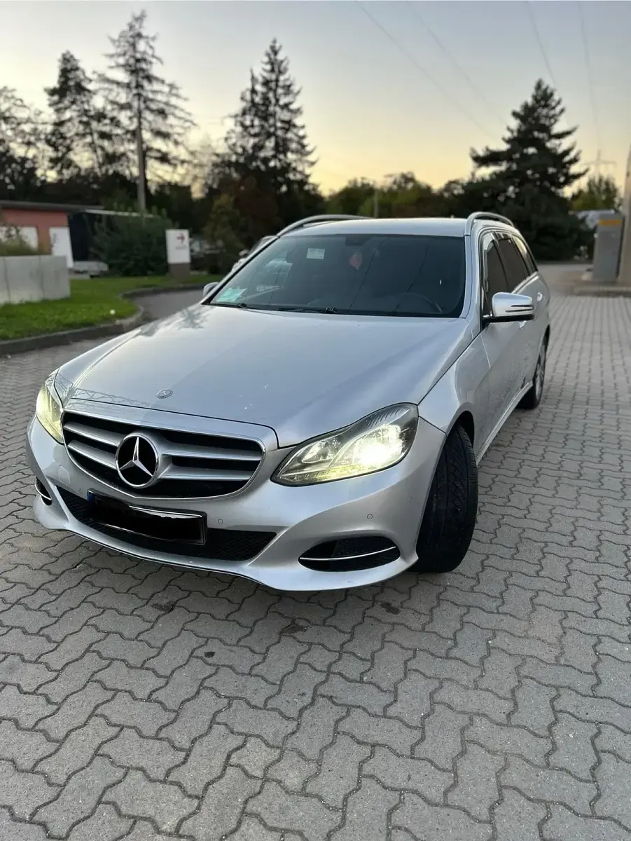 Brugt Mercedes E200 Advantage 136 HK (100 kW) 2013 Sølv Stationcar