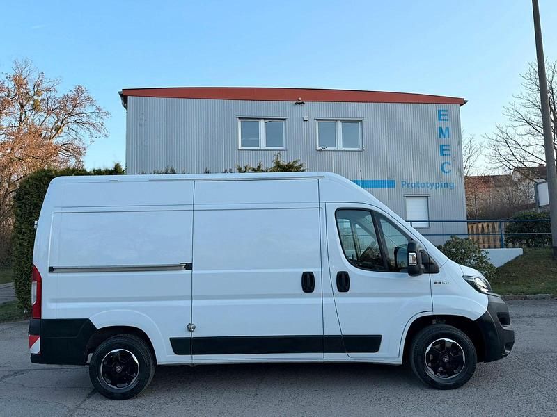 Gebraucht Fiat Ducato 140 PS (102 kW) 2019 Weiß Van