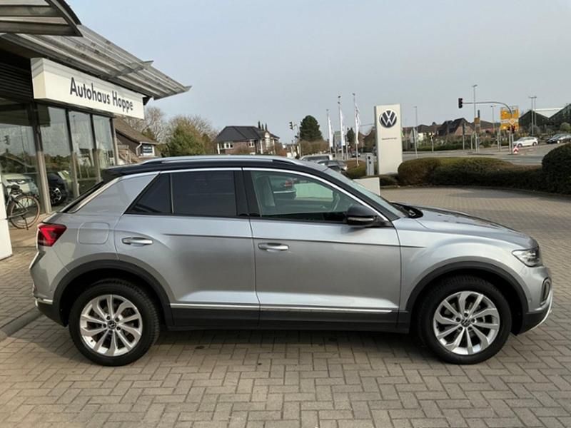 Gebraucht VW T-Roc Style 110 PS (80 kW) 2023 Silber SUV