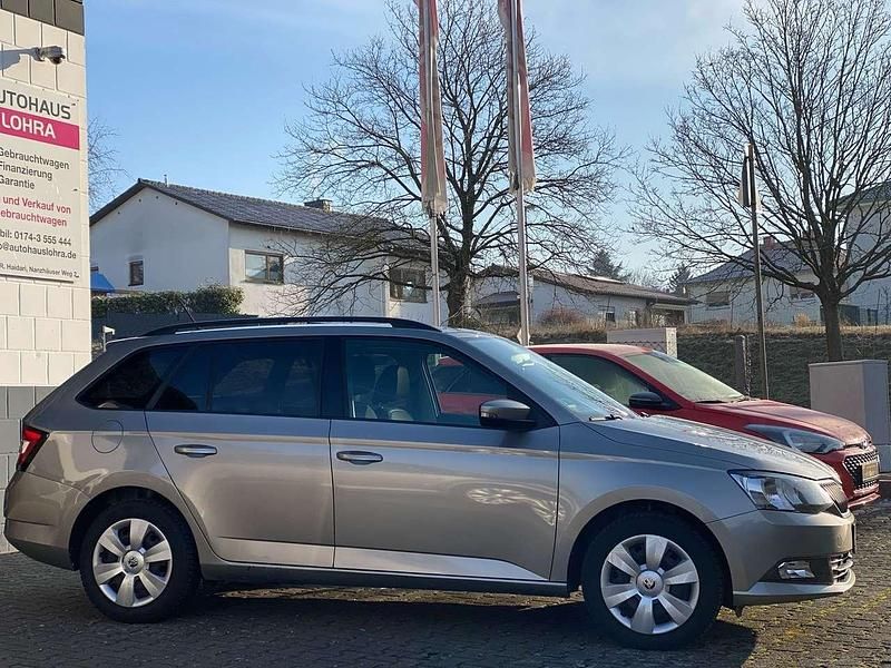 Gebraucht Skoda Fabia Ambition 110 PS (80 kW) 2016 Cappuccinobeige metallic Kombi