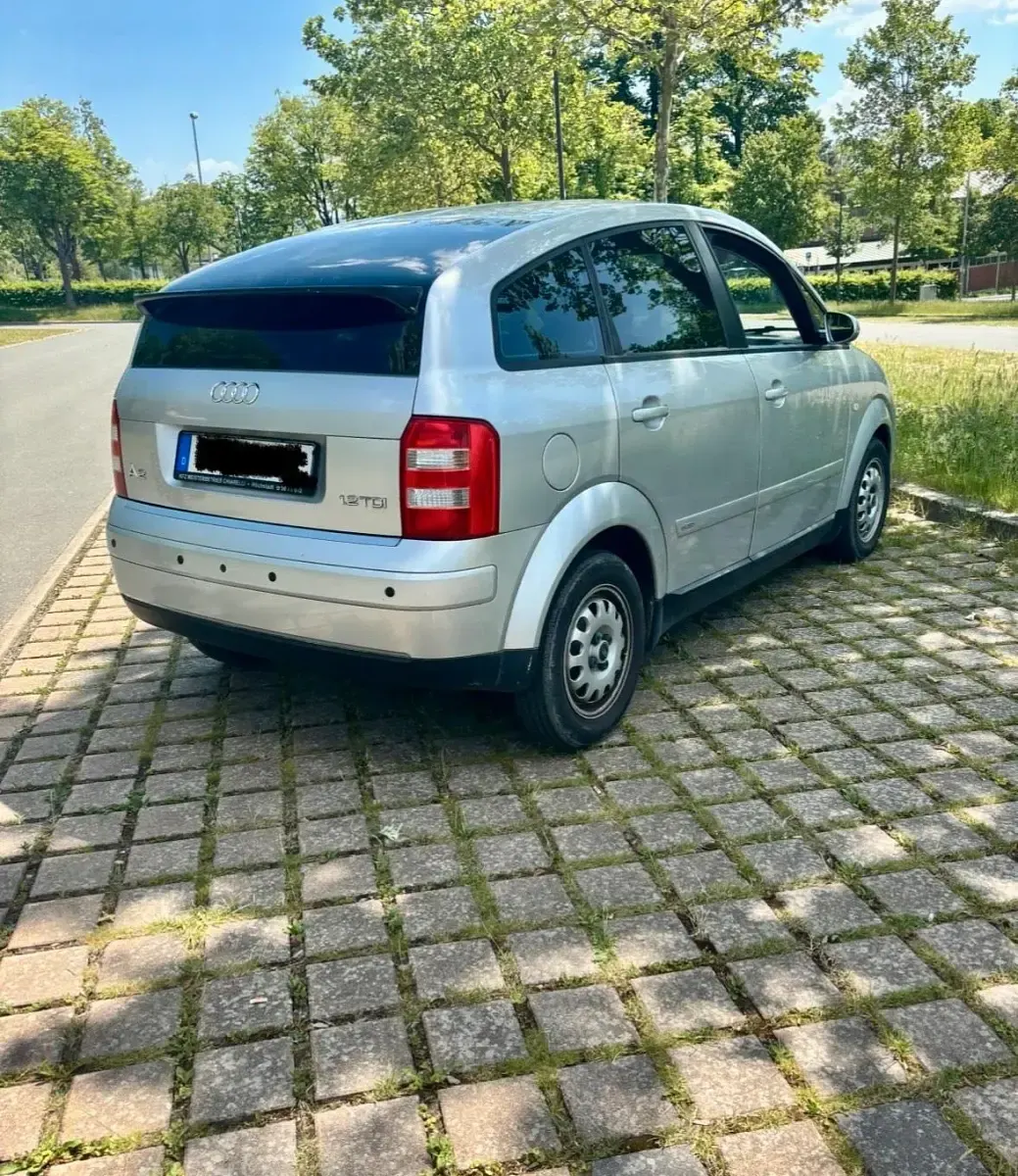 Gebraucht Audi A2 S-Line 61 PS (44 kW) 2002 Silber Kleinwagen