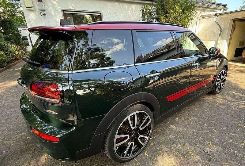 Grün Gebraucht 2019 Mini John Cooper Works Clubman Kombi | 32.499 € - Bild 1/4