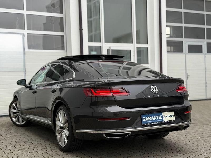Gebraucht VW Arteon Elegance 190 PS (139 kW) 2018 Grau Kleinwagen