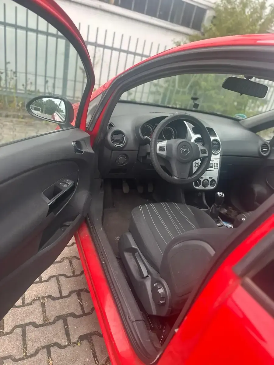 Gebraucht Opel Corsa 55 PS (40 kW) 2009 Rot Kleinwagen