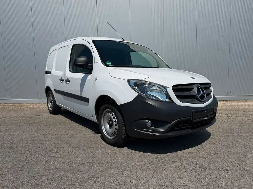 Gebraucht Mercedes Citan 108 75 PS (55 kW) 2017 Weiß Van / Kleinbus
