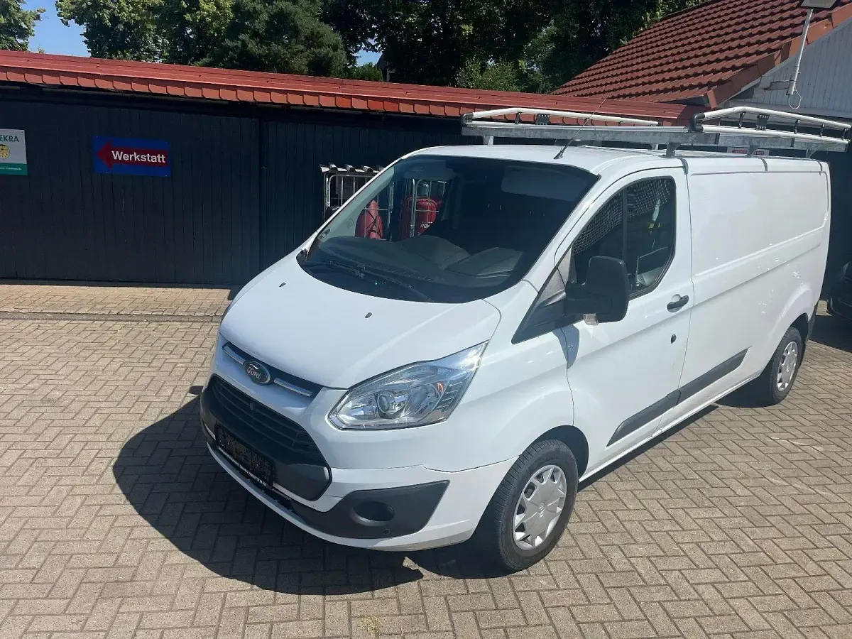 Gebraucht Ford Transit Custom 140 PS (102 kW) 2016 Weiß Van