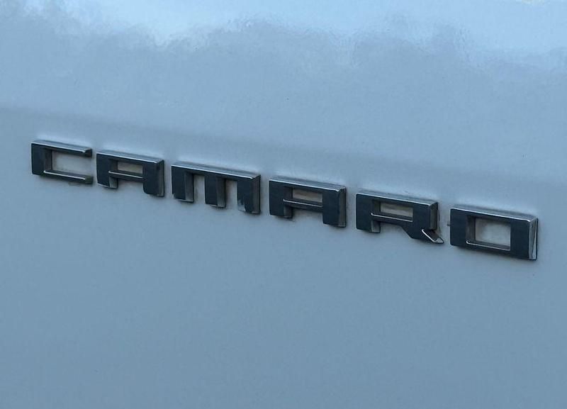 Gebraucht Chevrolet Camaro 328 PS (241 kW) 2015 Weiß Coupé