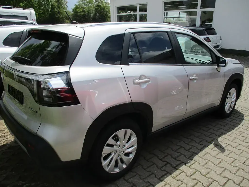 Gebraucht Suzuki SX4 S-Cross Comfort 129 PS (94 kW) 2025 Silber SUV