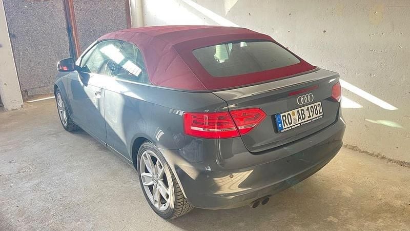 Gebraucht Audi A3 Cabriolet Attraction 160 PS (117 kW) 2008 Grau Cabrio