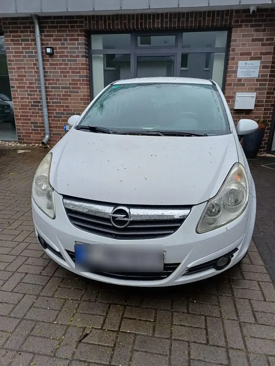 Gebraucht Opel Corsa 80 PS (58 kW) 2007 Weiß Kleinwagen