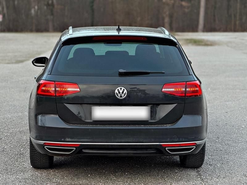 Gebraucht VW Passat 240 PS (176 kW) 2015 Grau Kombi
