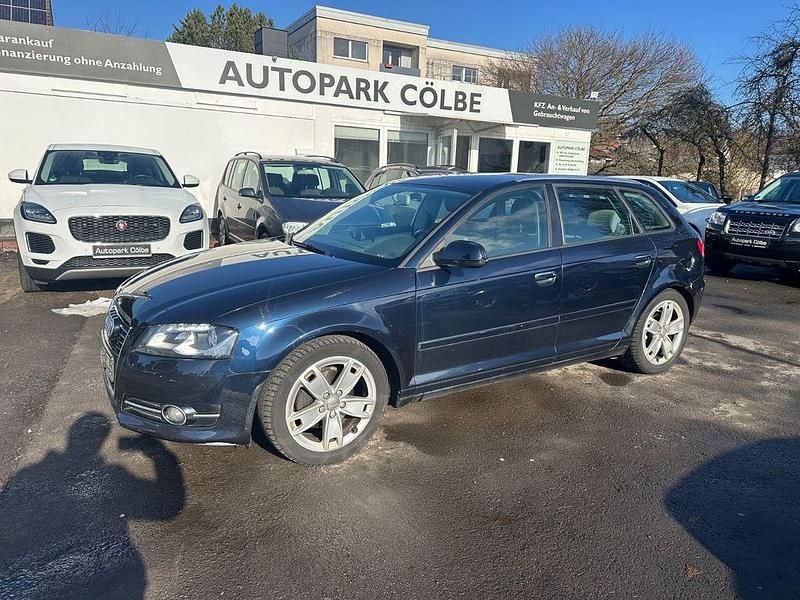 Gebraucht Audi A3 Ambition 125 PS (91 kW) 2010 Blau Kleinwagen