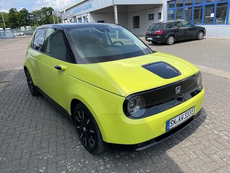 Gebraucht Honda e 113 kW (154 PS) 2022 Gelb Kleinwagen