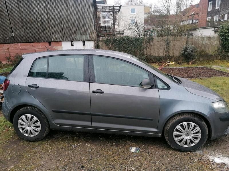 Grün Gebraucht 2006 VW Golf Plus Cross Van / Kleinbus | 1.200 € (Superpreis) - Bild 1/4
