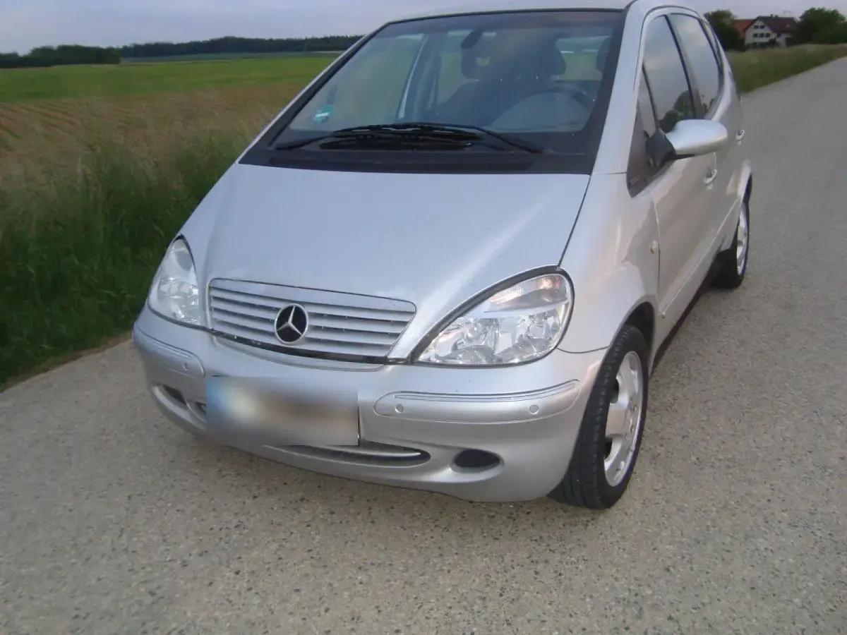 Gebraucht Mercedes A170 90 PS (66 kW) 2003 Silber Limousine