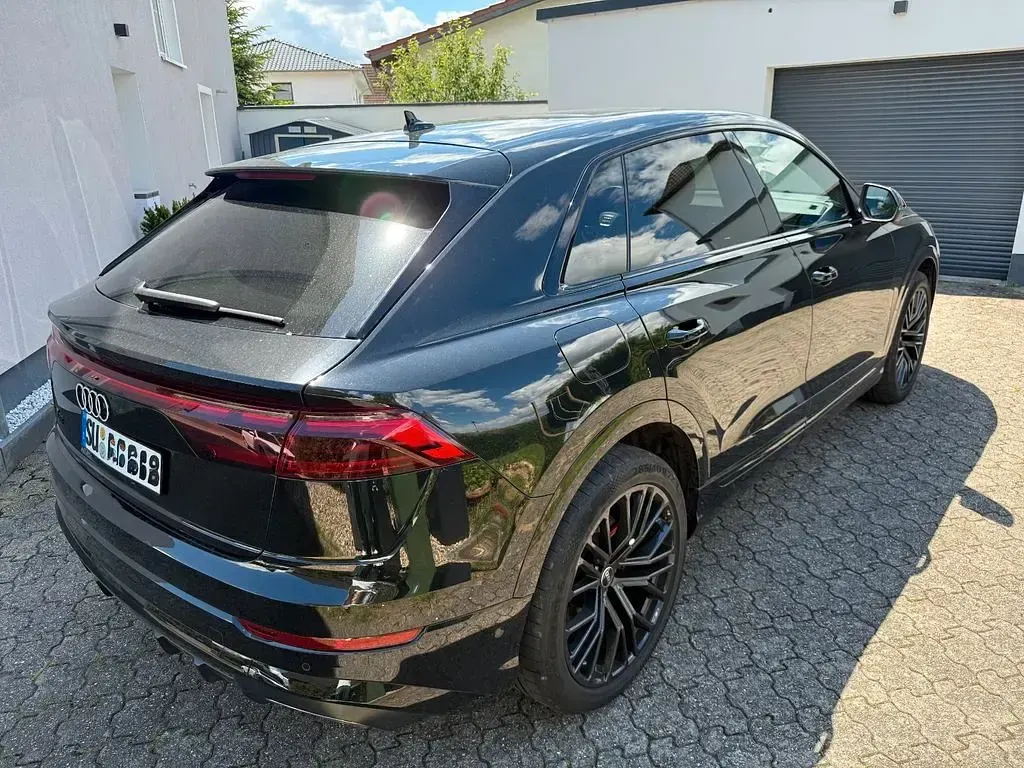 Gebraucht Audi Q8 S-Line 340 PS (250 kW) 2024 Schwarz SUV
