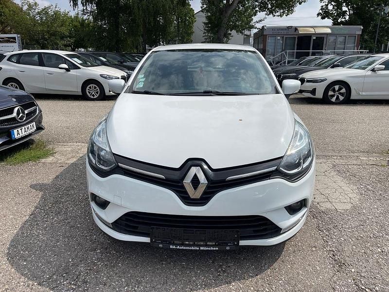 Weiß Gebraucht 2018 Renault Clio IV Life Limousine | 4.350 € (Superpreis) - Bild 1/4