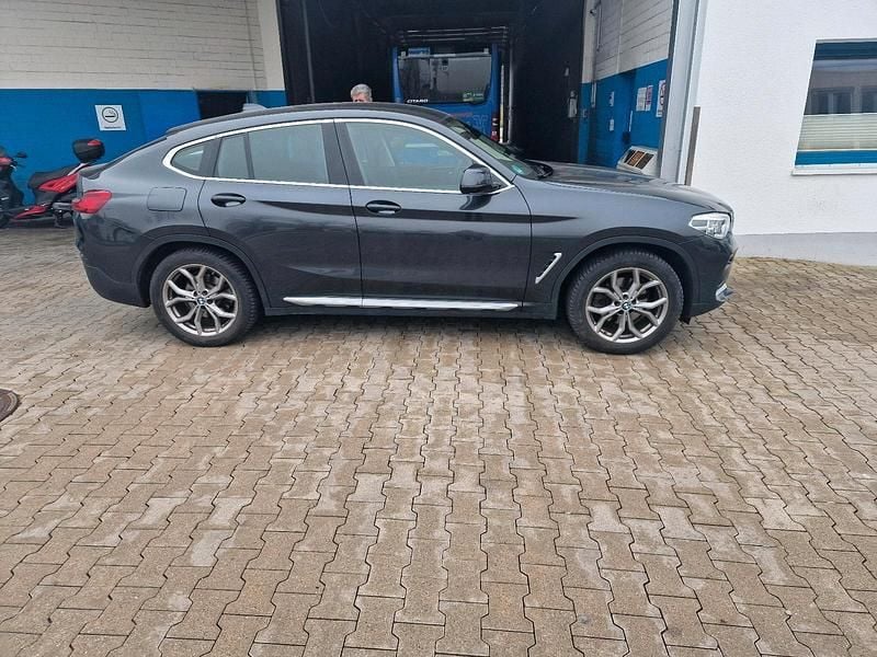 Gebraucht BMW X4 190 PS (139 kW) 2019 Schwarz SUV