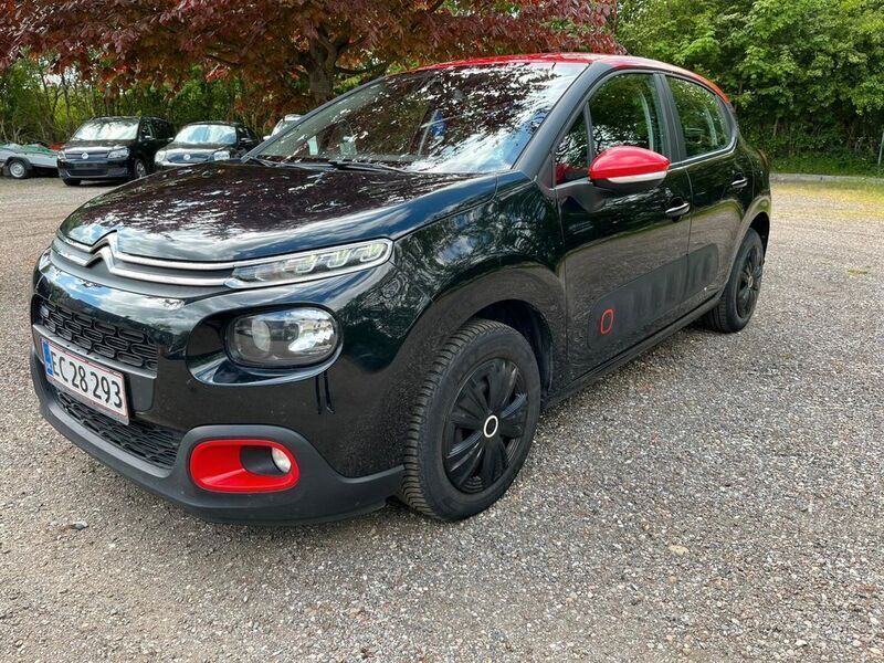 Schwarz Gebraucht 2017 Citroën C3 PureTech Kleinwagen | 4.199 € (Superpreis) - Bild 1/4