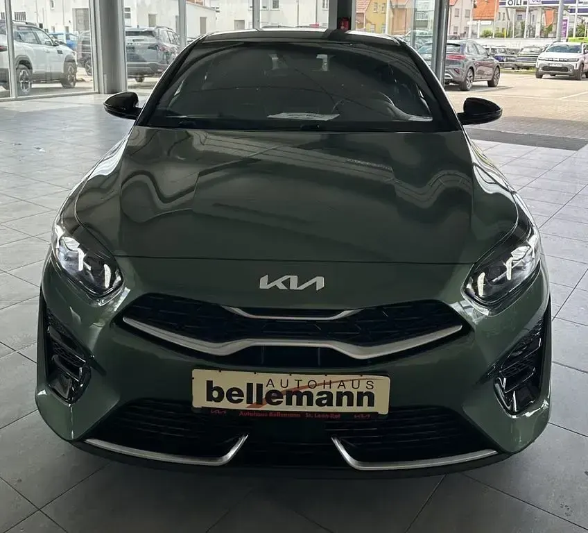 Gebraucht Kia ProCeed GT-Line 160 PS (117 kW) 2023 Grün Kombi