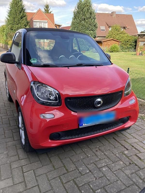 Gebraucht Smart ForTwo Coupé 71 PS (52 kW) 2018 Rot Coupé