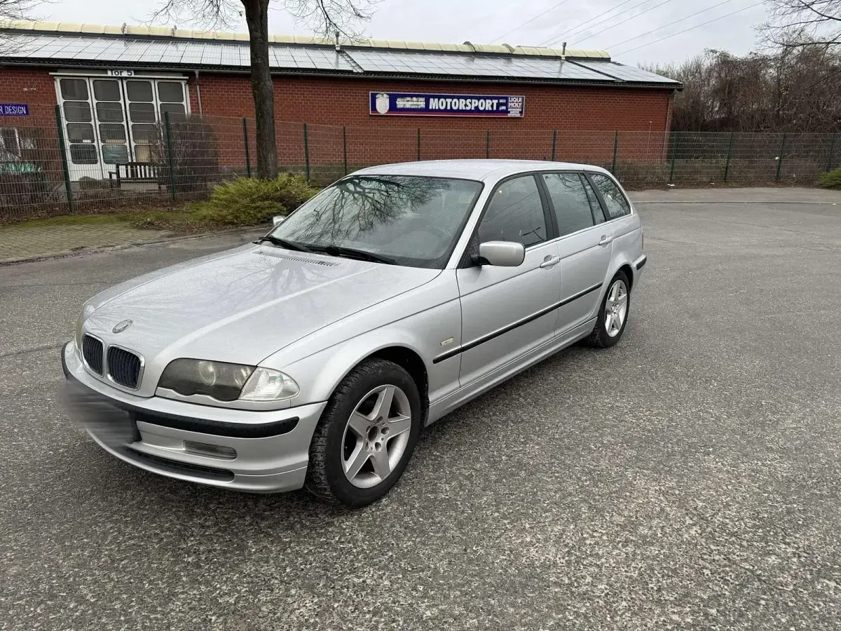 Gebraucht BMW 325 192 PS (141 kW) 2000 Grau Kombi