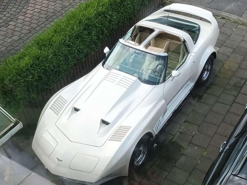 Gebraucht Chevrolet Corvette Stingray 224 PS (164 kW) 1981 Weiß Coupé