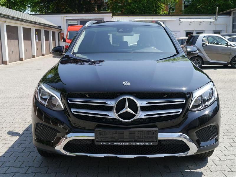 Gebraucht Mercedes GLC350 258 PS (189 kW) 2019 Schwarz SUV