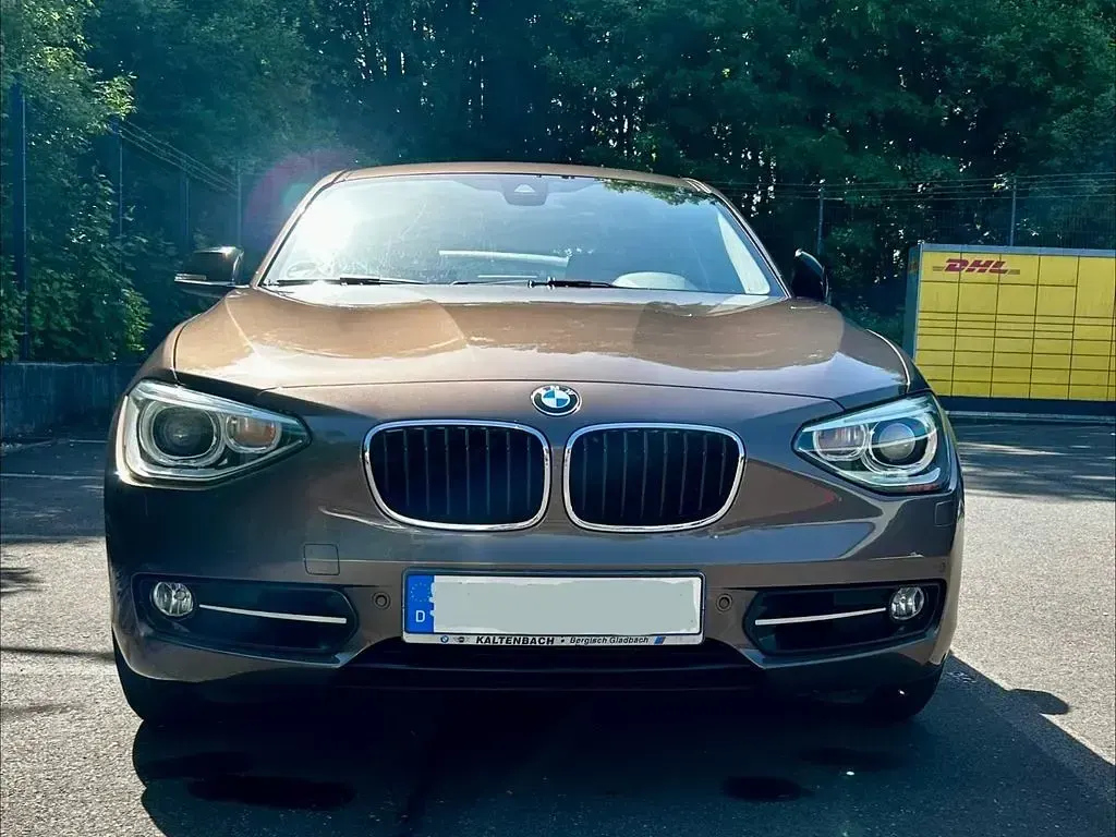 Gebraucht BMW 118 Sport Line 170 PS (125 kW) 2015 Braun Kleinwagen
