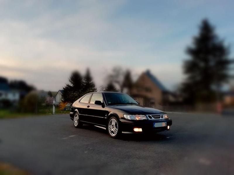 Schwarz Gebraucht 2001 Saab 9-3 Aero Coupé | 6.450 € - Bild 1/4