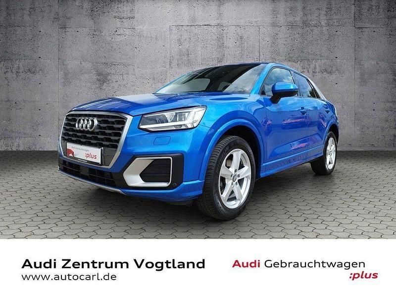 Arablau kristalleffekt Gebraucht 2018 Audi Q2 Sport SUV | 16.580 € (Guter Preis) - Bild 1/4