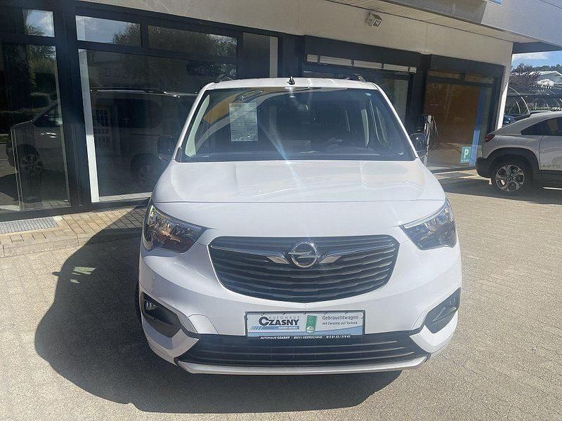 Gebraucht Opel Combo Life Ultimate 131 PS (96 kW) 2023 Weiß Van / Kleinbus
