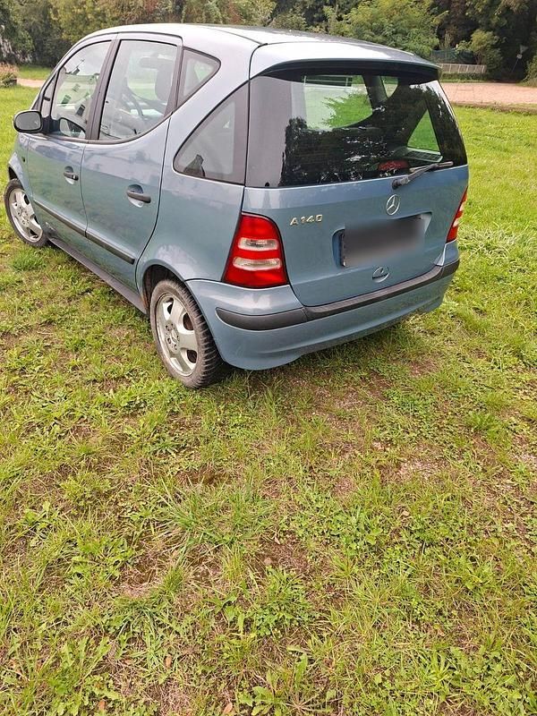 Gebraucht Mercedes A140 Classic 82 PS (60 kW) 2002 Blau Kleinwagen