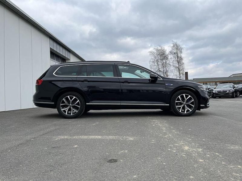 Gebraucht VW Passat GTE 218 PS (160 kW) 2020 Deep black Kombi