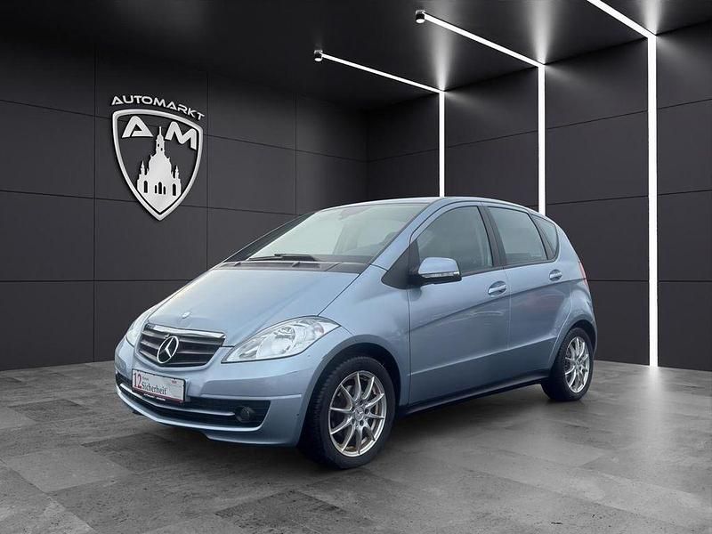 Blau Gebraucht 2009 Mercedes A160 Limousine | 4.990 € (Guter Preis) - Bild 1/4