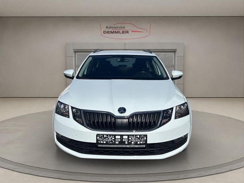 Gebraucht Skoda Octavia Ambition 150 PS (110 kW) 2018 Laserweiss Kombi