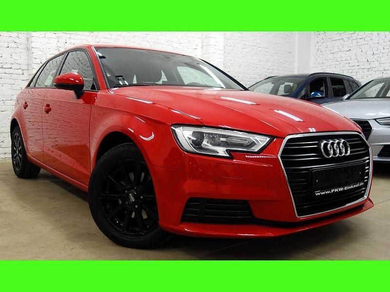 Rot Gebraucht 2017 Audi A3 Sport Limousine | 14.790 € (Fairer Preis) - Bild 1/4