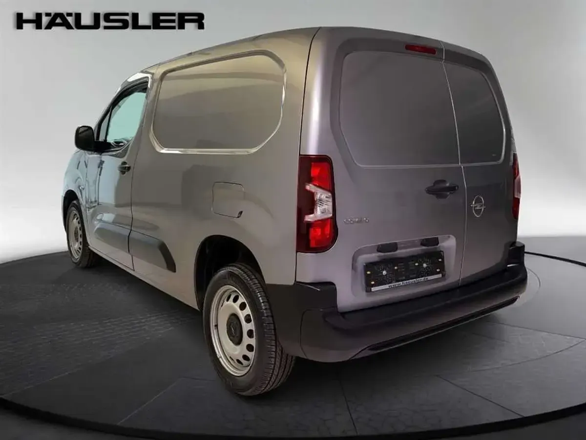 Gebraucht Opel Combo Edition 131 PS (96 kW) 2023 Grau Van / Kleinbus