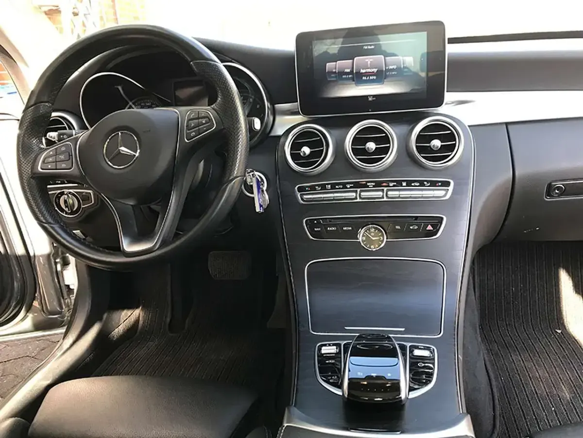Gebraucht Mercedes C350 Avantgarde 211 PS (155 kW) 2017 Limousine